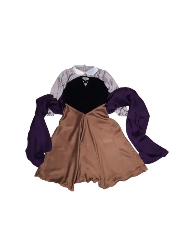 Aurora Briar Costume for Girls High-Quality Fabric and Craftsmanship Premium Fabric: This costume is made from high-quality, soft fabric to ensure comfort and ease of movement. Authentic Design: The costume features a classic princess dress with elegant details, including a shimmering bodice and flowing skirt. Attention to Detail: Designed with meticulous attention to detail, including delicate lace and embellishments that enhance the royal look. Kids Costume in Pakistan